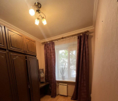 комната 37 кв м ул им. Захарова, 27