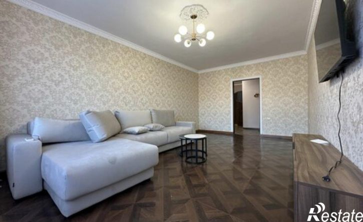 2-комн квартира ул 1-го Мая, 428,  д. 428