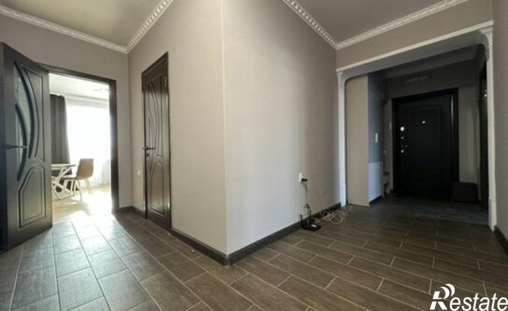 2-комн квартира ул 1-го Мая, 428,  д. 428