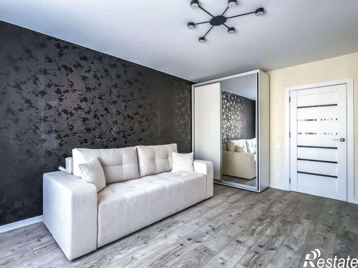 2-комн квартира ул им. Адмирала Крузенштерна, 6/3,  д. 6/3