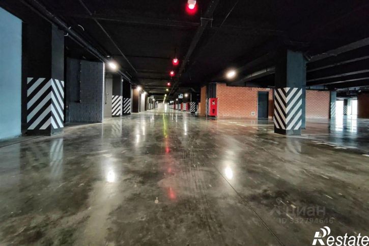 Гараж/парковка Обрывная улица, 132/1к18
