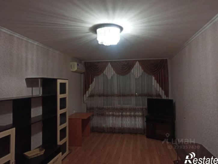 2-комн квартира ул Ставропольская, 107/11,  д. 107/11