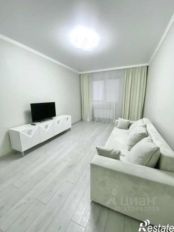 2-комн квартира ул Стахановская, 1/3,  д. 1/3