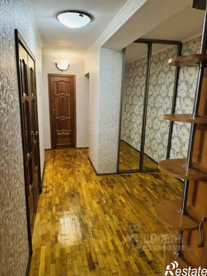 2-комн квартира ул им. 40-летия Победы, 33/1,  д. 33/1