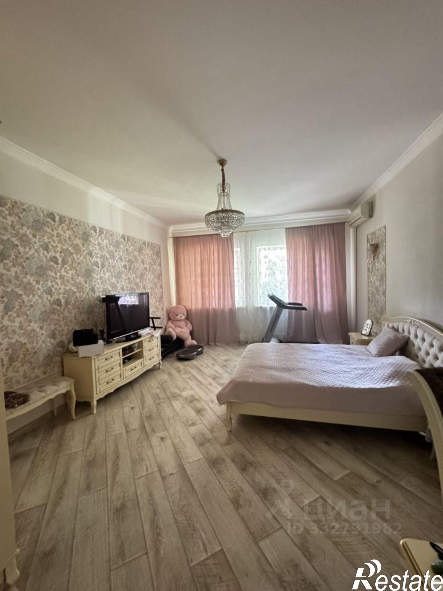 Купить дачу, дом, коттедж за 15 000 000 рублей на ул Брусничная, 65
