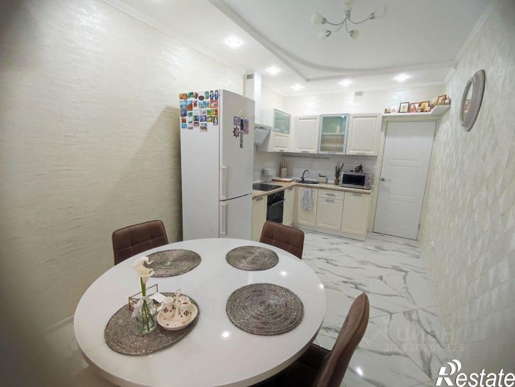 2-комн квартира ул им. Репина, 3 1,  д. 3 1,  к. 1