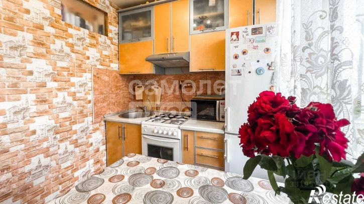 2-комн квартира ул Гидростроителей, 19,  д. 19