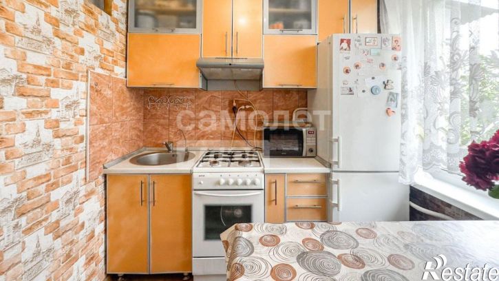 2-комн квартира ул Гидростроителей, 19,  д. 19