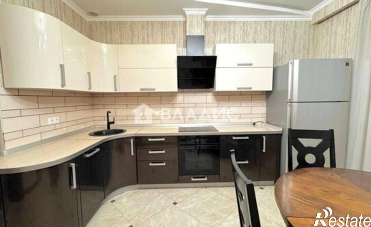 2-комн квартира ул им. Архитектора Петина, 14,  д. 14