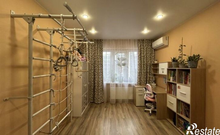 2-комн квартира ул Боспорская, 8,  д. 8