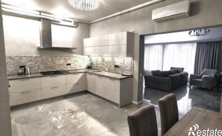 5-комн квартира пр-кт Гёте, 10,  д. 10