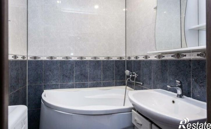 2-комн квартира ул им. Героя Яцкова И.В., 2,  д. 2