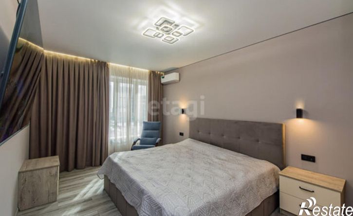 4-комн квартира ул Конгрессная, 37А,  д. 37А
