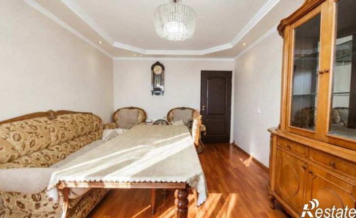 4-комн квартира ул им. 70-летия Октября, 22,  д. 22