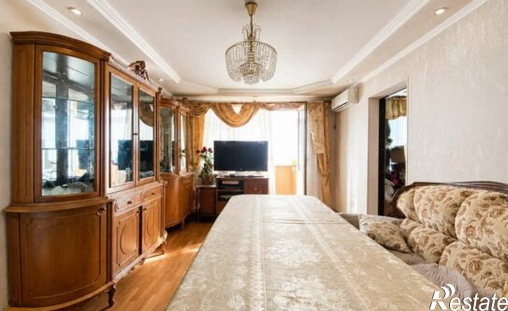4-комн квартира ул им. 70-летия Октября, 22,  д. 22