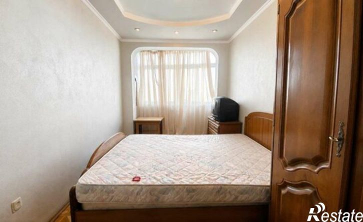 4-комн квартира ул им. 70-летия Октября, 22,  д. 22