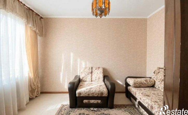 4-комн квартира ул им. 70-летия Октября, 22,  д. 22