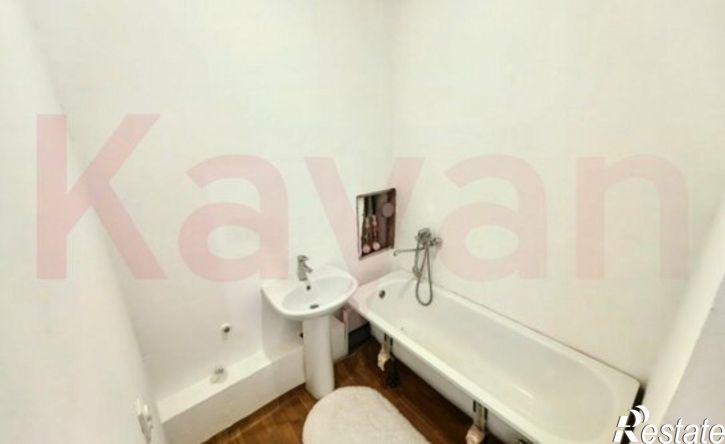 2-комн квартира ул им. генерала Петрова И.Т., 21,  д. 21