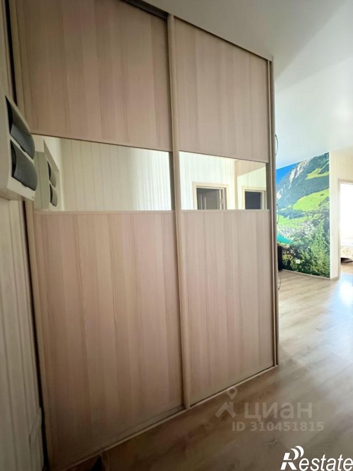 3-комн квартира ул им. 40-летия Победы, 139,  д. 139