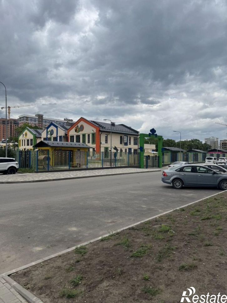 Отдельное здание улица Константина Гондаря, 98