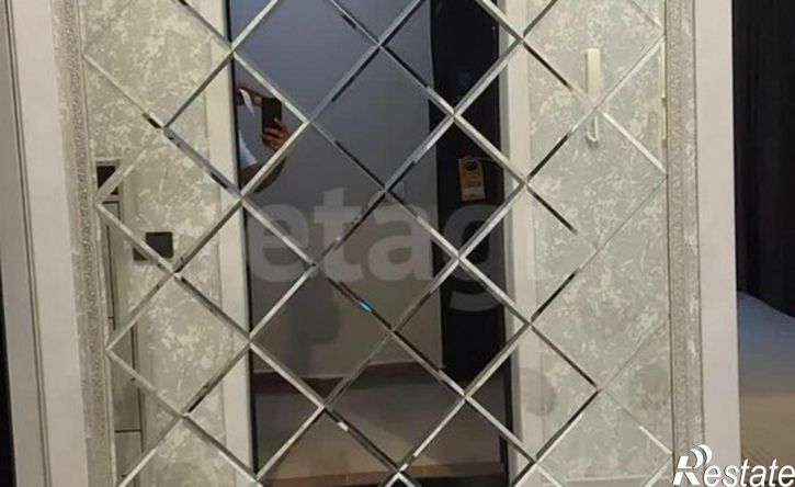 2-комн квартира ул им. Адмирала Серебрякова, 3 3,  д. 3 3,  к. 3