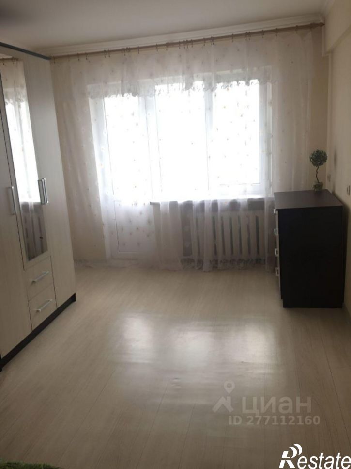 1-комн квартира ул им. Космонавта Гагарина, 135,  д. 135