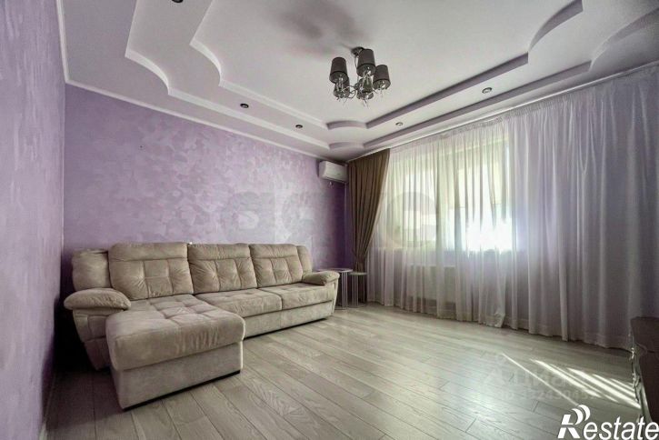 2-комн квартира ул им. 70-летия Октября, 1/2,  д. 1/2