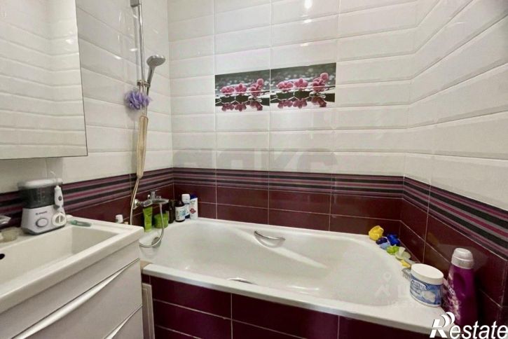 2-комн квартира ул им. 70-летия Октября, 1/2,  д. 1/2