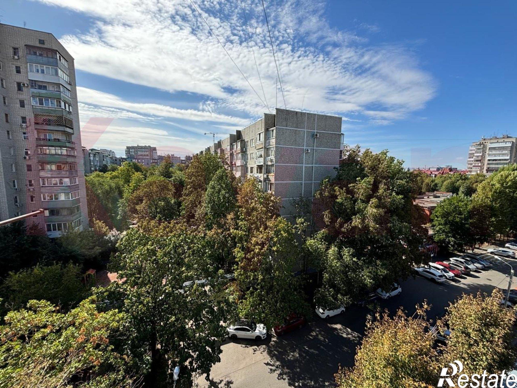 Купить квартиру за 8 000 000 рублей на им. Тюляева ул.