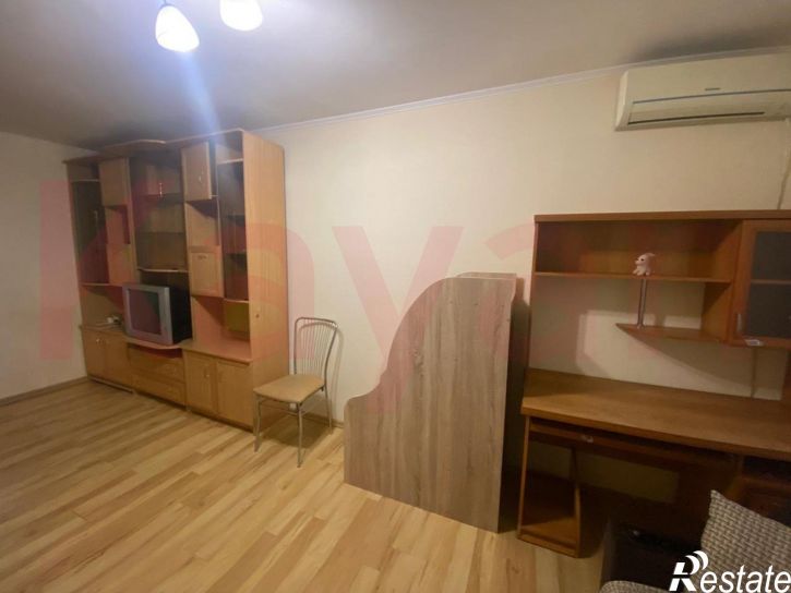 2-комн квартира Уральская ул.