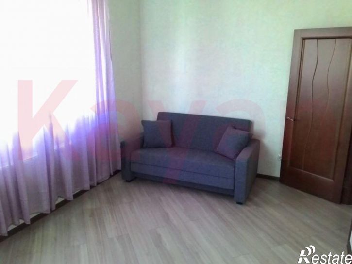 2-комн квартира Новаторов ул.
