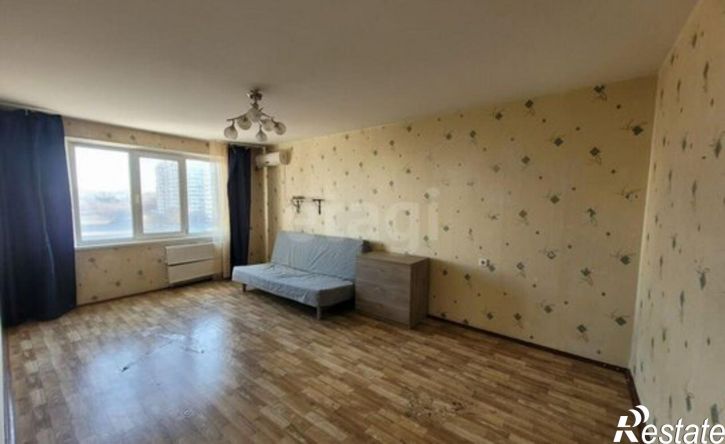 2-комн квартира ул им. 40-летия Победы, 33/10,  д. 33/10