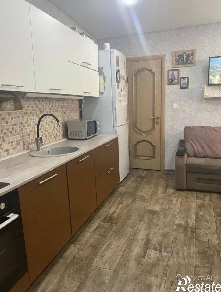 2-комн квартира пр-д 1-й им. Стасова, 92,  д. 92