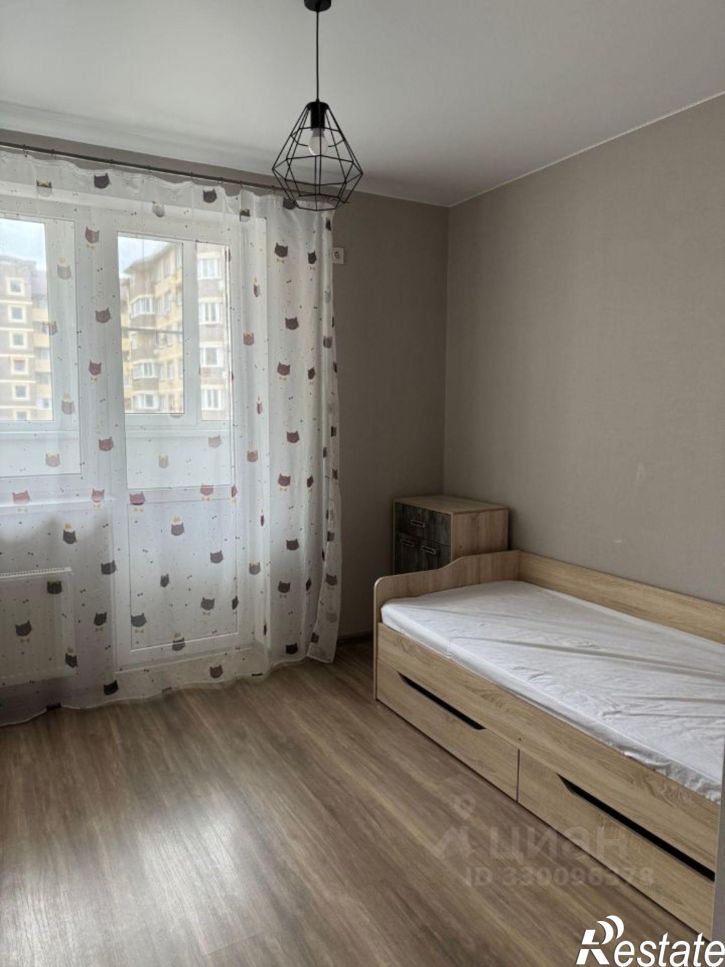2-комн квартира ул им. лётчика Позднякова, 2 5,  д. 2 5,  к. 5