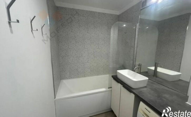 3-комн квартира ул им. Дзержинского, 54/12,  д. 54/12