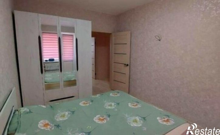 3-комн квартира пр-кт Чекистов, 21,  д. 21