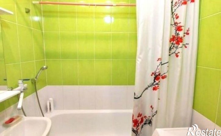 3-комн квартира пр-кт Чекистов, 21,  д. 21