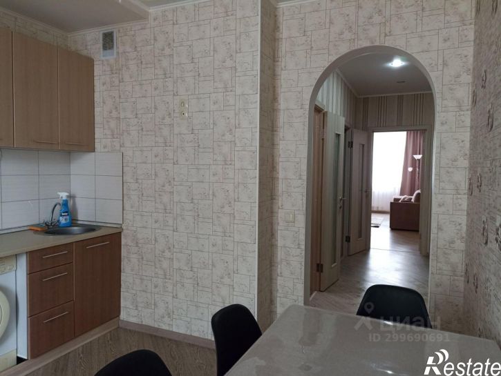 1-комн квартира ул им. Героя Яцкова И.В., 10,  д. 10