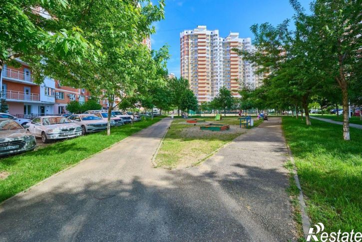 2-комн квартира б-р им. Клары Лучко, 12,  д. 12