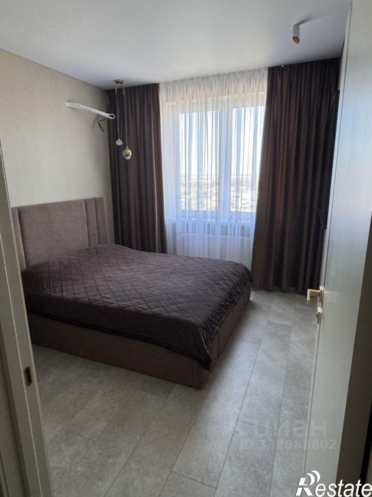 2-комн квартира улица Лётчика Позднякова, 2к25