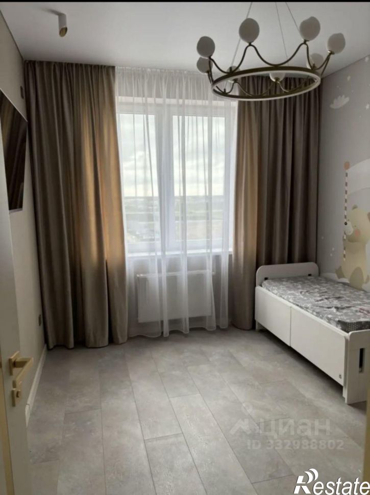 2-комн квартира улица Лётчика Позднякова, 2к25