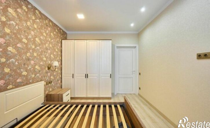 2-комн квартира ул Конгрессная, 19,  д. 19