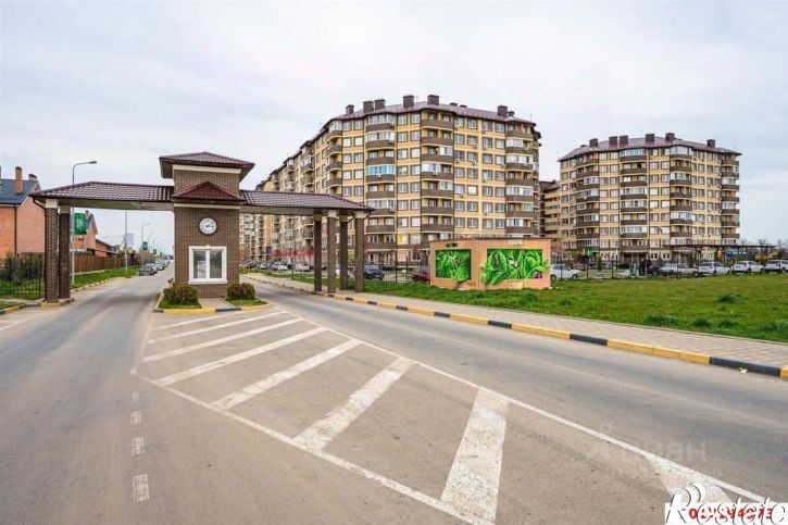 1-комн квартира улица Лётчика Позднякова, 2к21