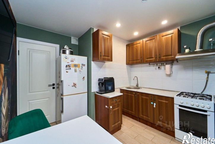 3-комн квартира пр-кт Чекистов, 31,  д. 31