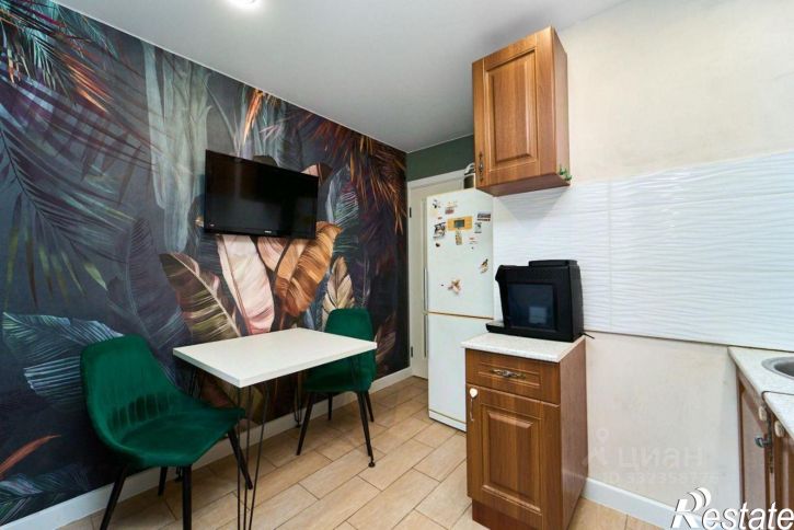3-комн квартира пр-кт Чекистов, 31,  д. 31