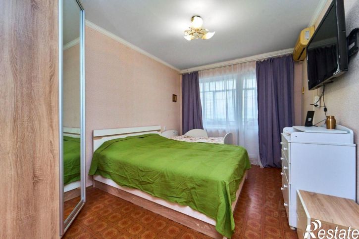 3-комн квартира пр-кт Чекистов, 31,  д. 31
