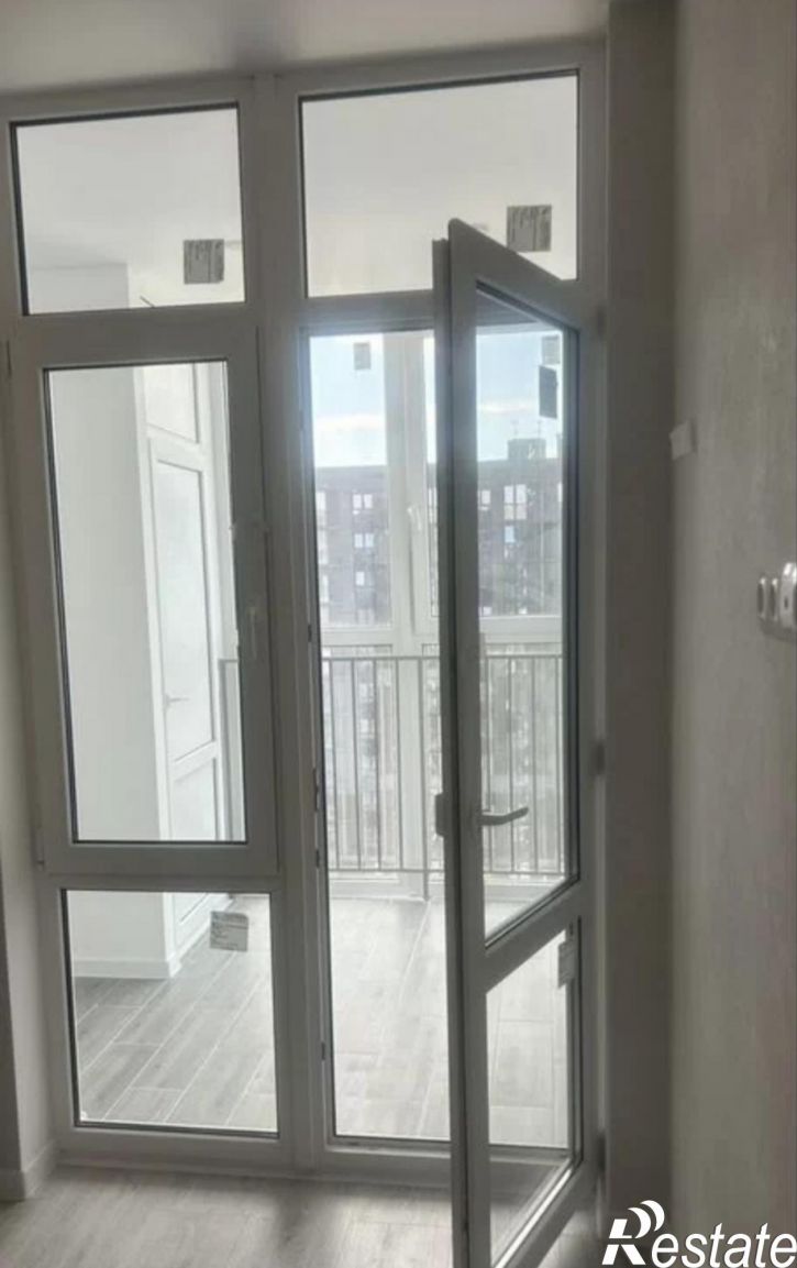 Студия улица Адмирала Макарова, 5