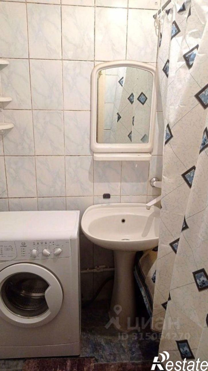 Комната ул Ставропольская, 215/1,  д. 215/1