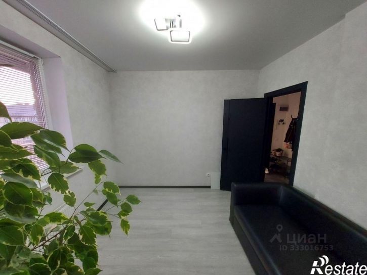 2-комн квартира ул им. лётчика Позднякова, 2 2,  д. 2 2,  к. 2