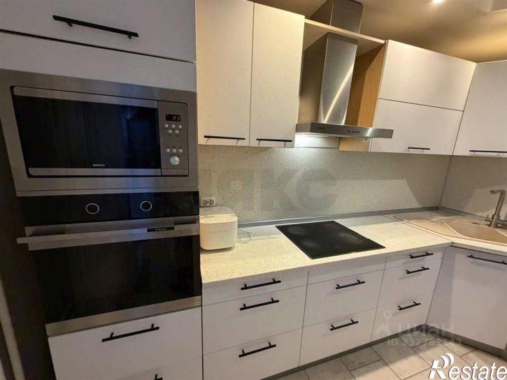 2-комн квартира пр-д им. Репина, 32,  д. 32